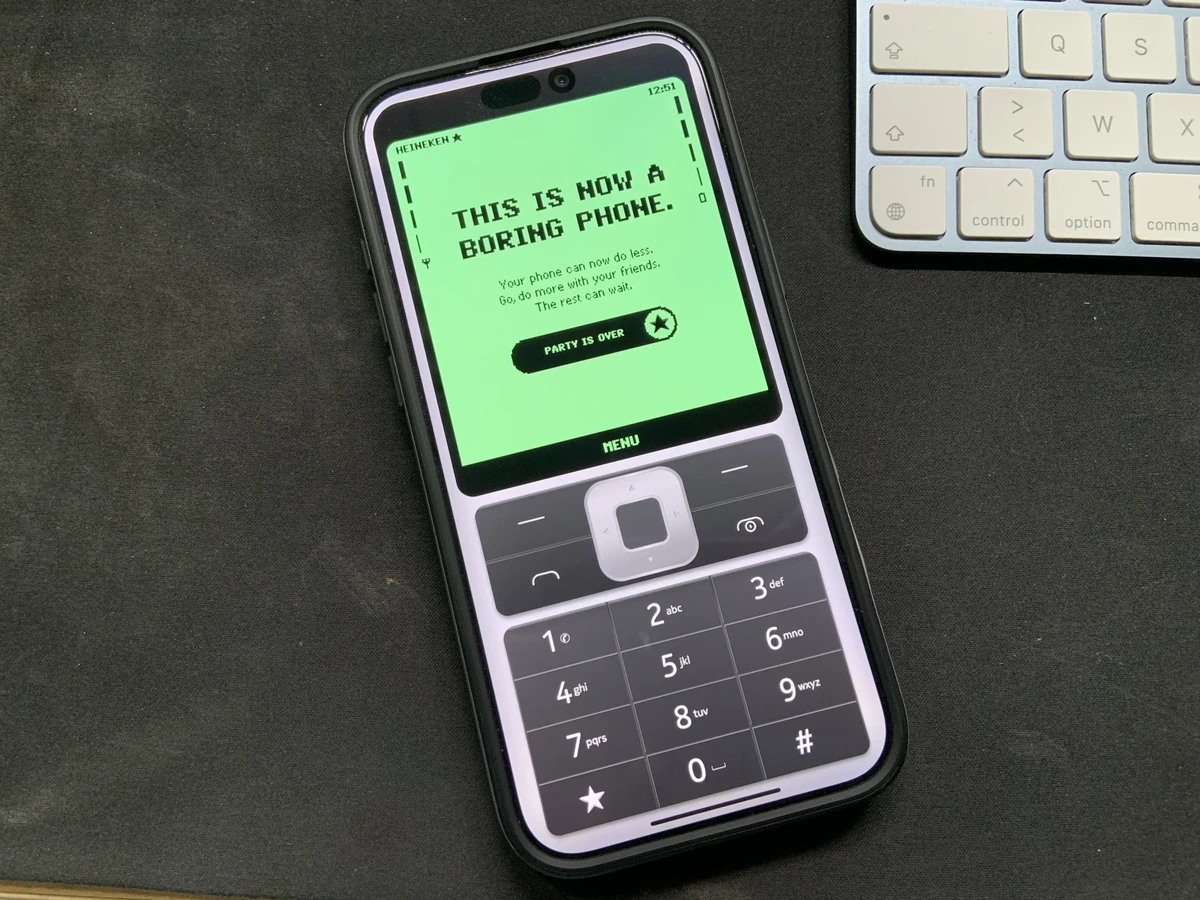 The Boring Mode - L'app qui change votre smartphone en téléphone chiant