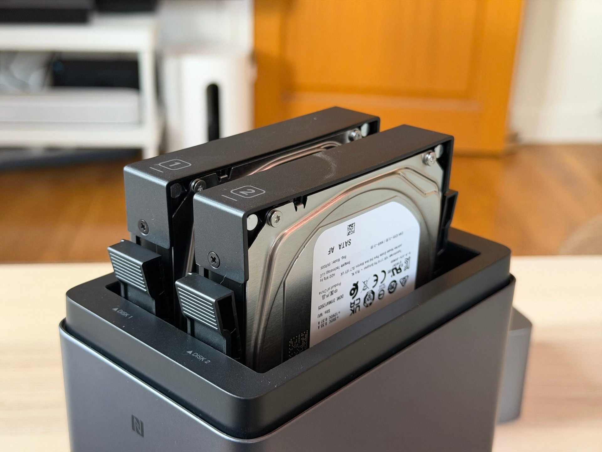 Image illustrant l'article : Test du NAS UGREEN DH2300 : le petit NAS pas cher qui fait tout bien